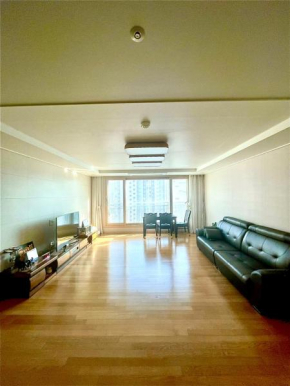 Cozy APT with Home-Cooked Korean Meals